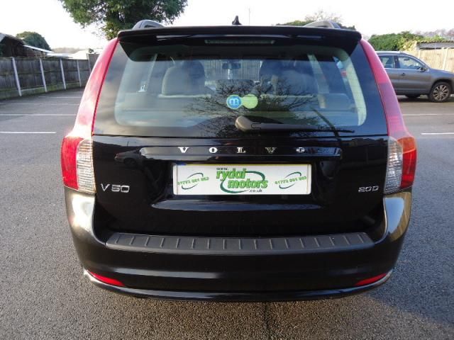 2010 VOLVO V50 2.0 D R-DESIGN 5d image 3