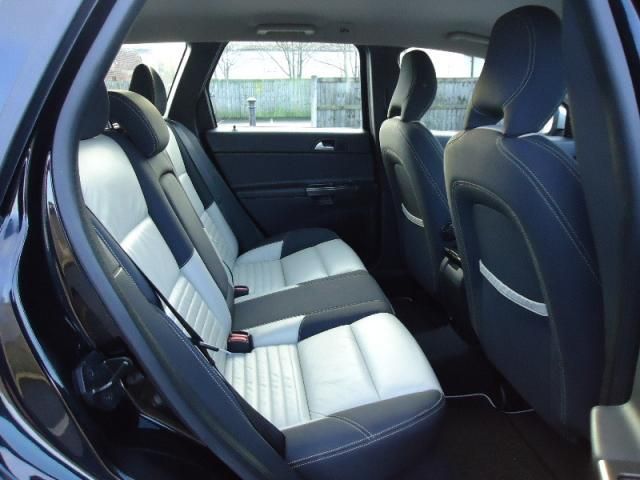 2010 VOLVO V50 2.0 D R-DESIGN 5d image 6