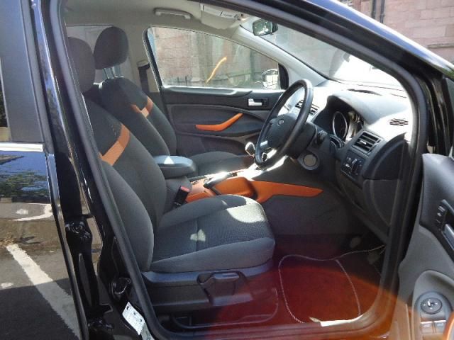 2009 FORD KUGA 2.0 ZETEC TDCI 2WD 5d image 8