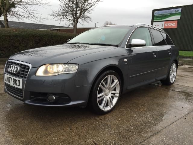 2007 AUDI S4 AVANT QUATTRO image 1