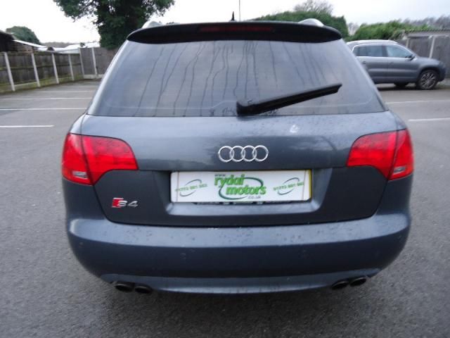 2007 AUDI S4 AVANT QUATTRO image 4