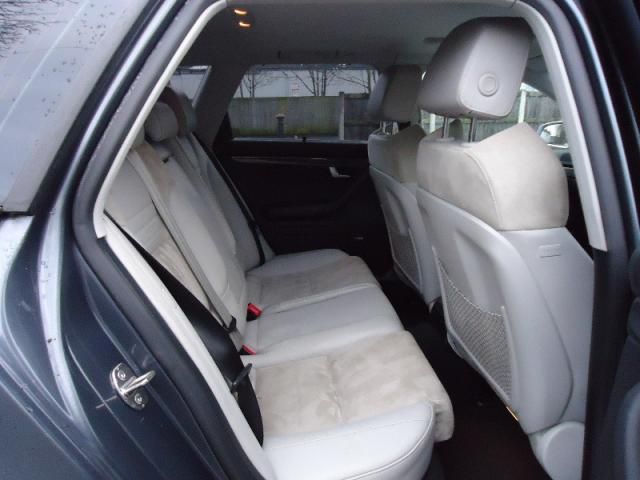 2007 AUDI S4 AVANT QUATTRO image 7