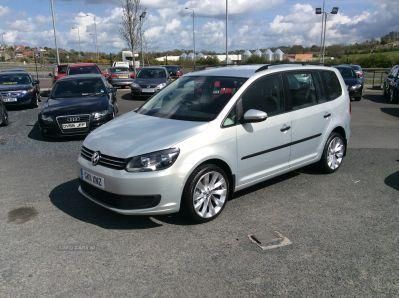 2011 Volkswagen Touran S TDI image 1