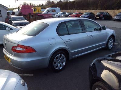 2011 Skoda Superb S TDI CR 140 image 3