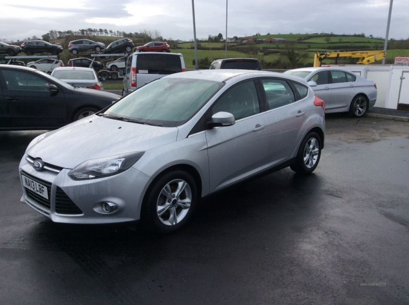 2013 Ford Focus ZETEC TDCI image 3