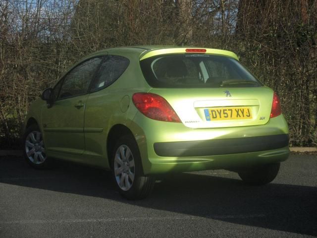 2007 PEUGEOT 207 1.4 3dr image 2