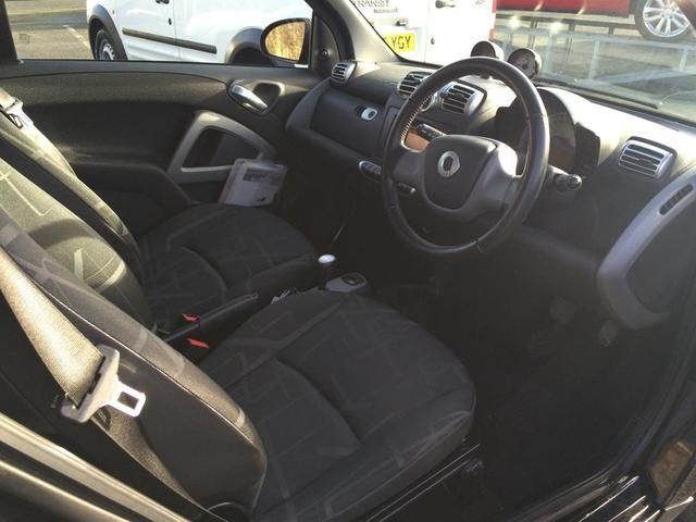 2009 SMART FORTWO 1.0 2dr image 4