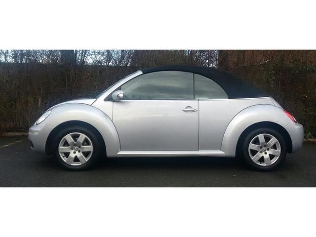 2005 VOLKSWAGEN BEETLE 1.6 2dr image 2