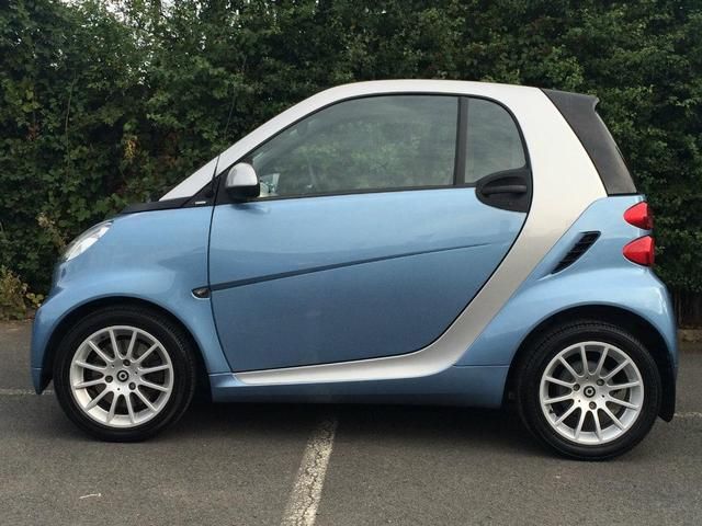 2011 SMART FORTWO 1.0 2dr image 2