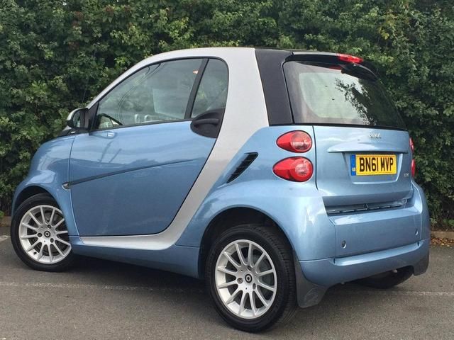 2011 SMART FORTWO 1.0 2dr image 3
