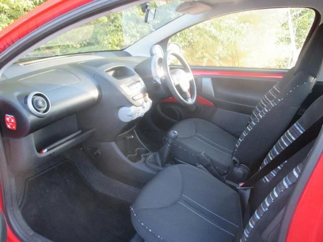 2013 CITROEN C1 1.0 3dr image 4