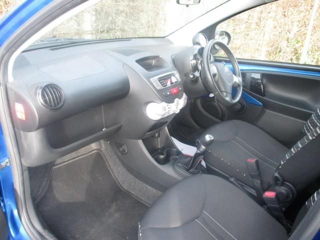 2012 CITROEN C1 1.0 5dr image 4