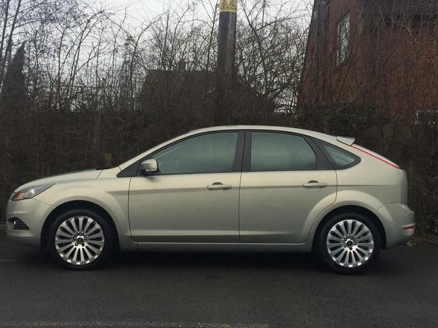2009 FORD FOCUS 1.6 5dr image 2