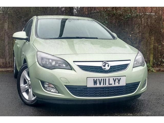 2011 VAUXHALL ASTRA 1.7 5dr image 1