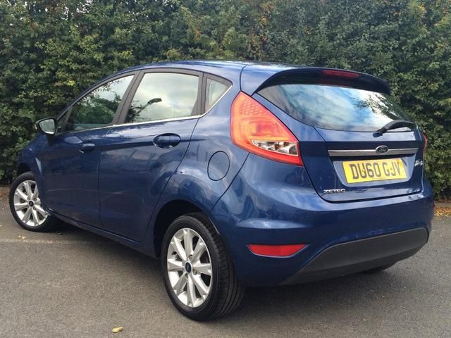 2010 FORD FIESTA 1.3 5dr image 3