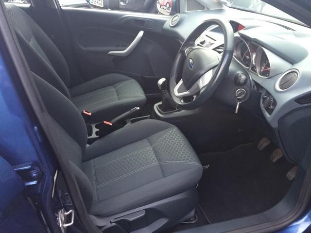 2010 FORD FIESTA 1.3 5dr image 4