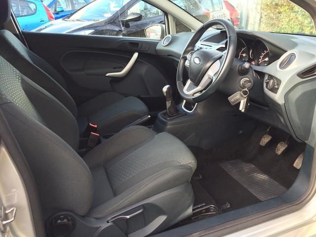 2012 FORD FIESTA 1.6 3dr image 4
