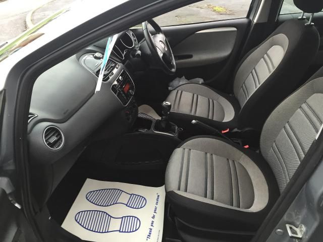 2011 FIAT PUNTO EVO 1.4 5d image 5