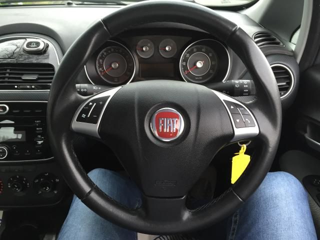 2011 FIAT PUNTO EVO 1.4 5d image 7