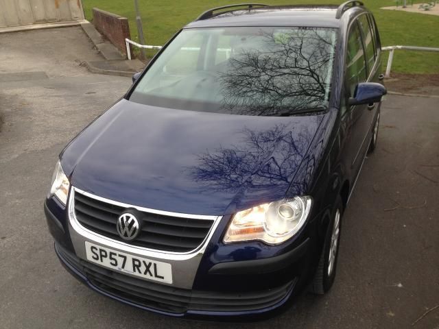 2007 VOLKSWAGEN TOURAN 1.9 S TDI 5d image 3
