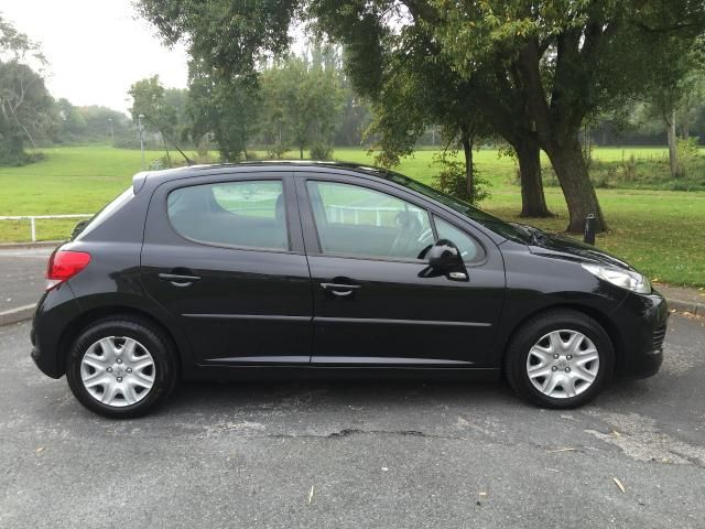 2011 PEUGEOT 207 1.4 S HDI 5d image 2