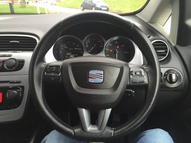 2010 SEAT ALTEA 2.0 SE TDI 5d image 6