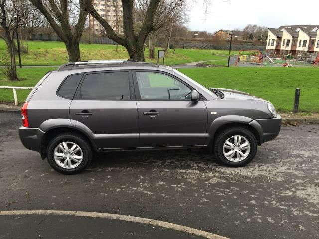 2010 HYUNDAI TUCSON 2.0 CRDI 5d image 2