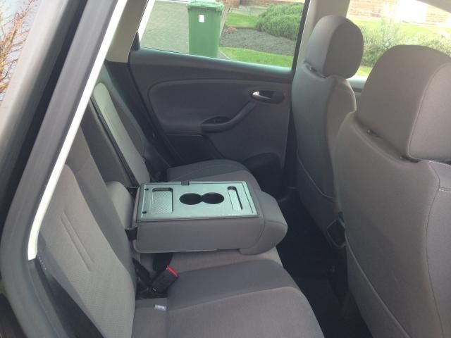 2012 SEAT ALTEA XL 2.0 CR TDI SE DSG 5d image 6