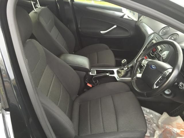 2011 FORD MONDEO 2.0 TDCI 5d image 5