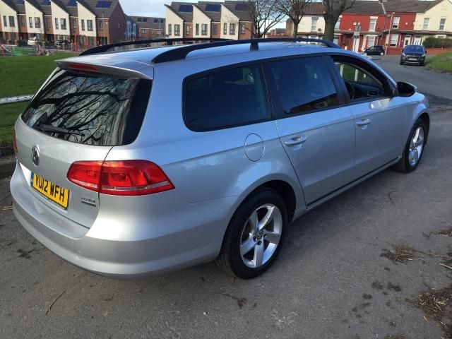 2012 VOLKSWAGEN PASSAT 2.0 S TDI 5d image 3