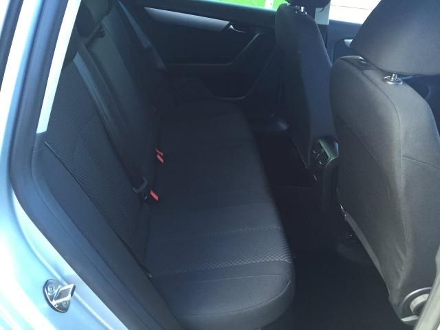 2012 VOLKSWAGEN PASSAT 2.0 S TDI 5d image 8