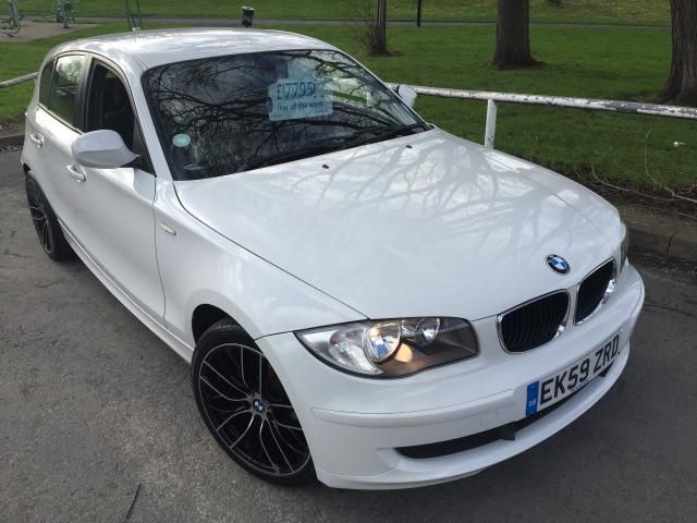 2009 BMW 1 SERIES 2.0 ES 5d image 1