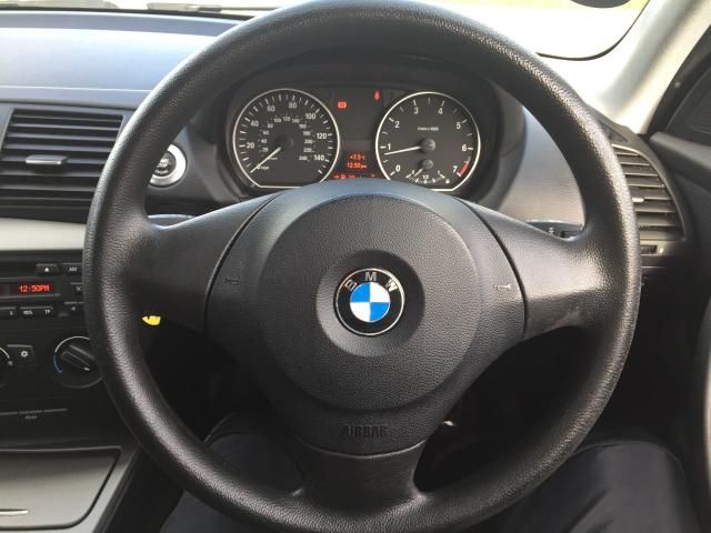 2009 BMW 1 SERIES 2.0 ES 5d image 5