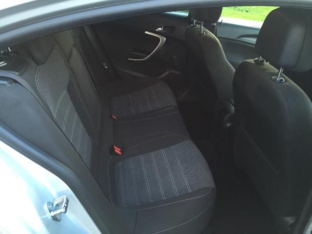 2012 VAUXHALL INSIGNIA 2.0 SRI CDTI 5d image 8