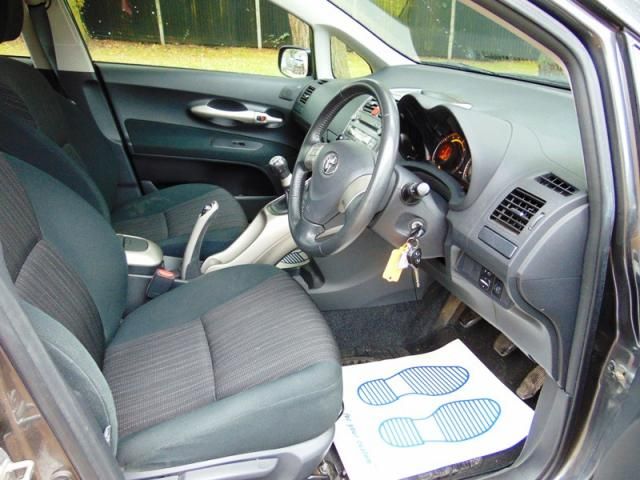 2007 TOYOTA AURIS 1.6 TR VVT-I 5d image 5