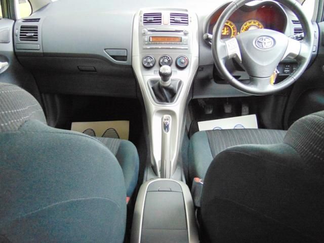 2007 TOYOTA AURIS 1.6 TR VVT-I 5d image 7