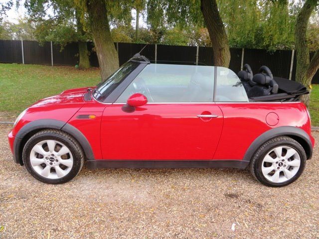 2005 MINI CONVERTIBLE 1.6 ONE 2d image 3