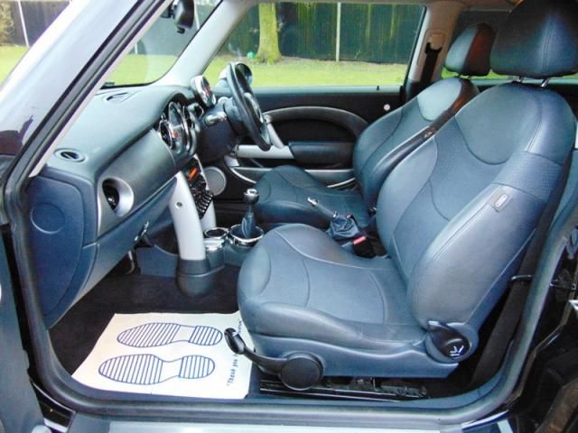 2004 MINI HATCH 1.6 COOPER S 3d image 5