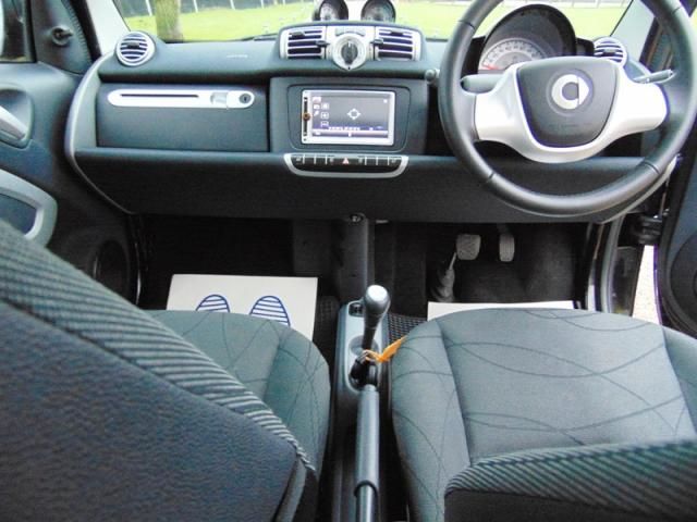 2012 SMART FORTWO 1.0 2d image 7
