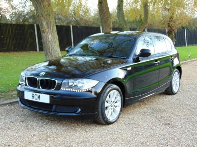 2011 BMW 1 SERIES 2.0 116D ES 5d image 2