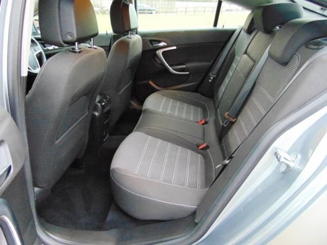 2011 VAUXHALL INSIGNIA 2.0 SRI CDTI 5d image 6