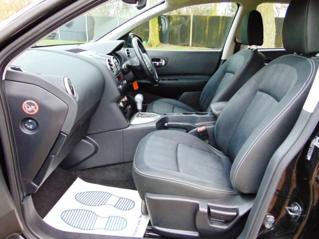 2010 NISSAN QASHQAI 2.0 ACENTA 5d image 5