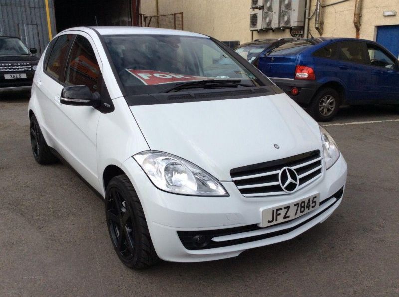 2012 Mercedes A-Class BLUEEFF-Y CLASSIC SE image 2