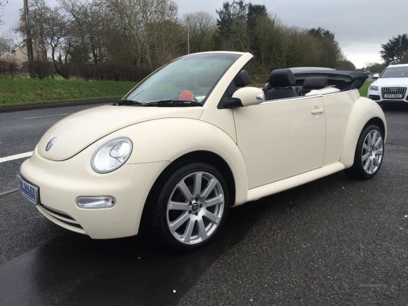 2005 Volkswagen Beetle CABRIOLET TDI image 1