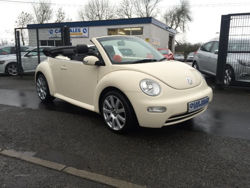2005 Volkswagen Beetle CABRIOLET TDI image 2