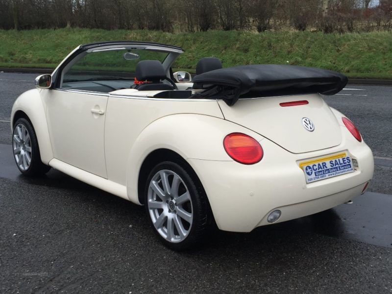 2005 Volkswagen Beetle CABRIOLET TDI image 3