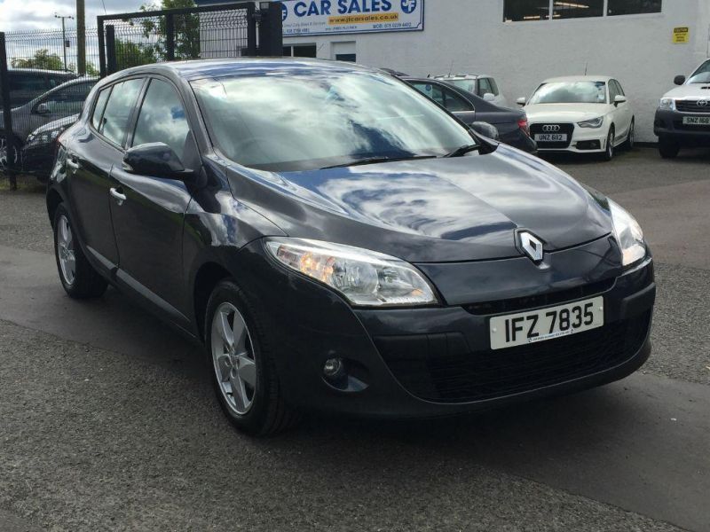 2011 Renault Megane TOM TOM 1.6VVT image 2