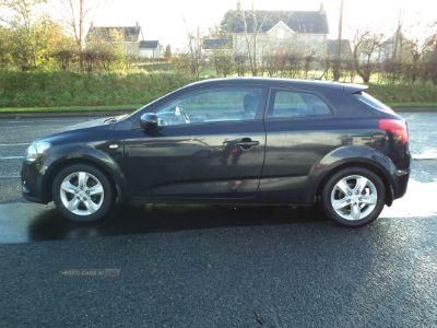 2012 Kia Pro Ceed 2 ECODYNAMICS CR image 2