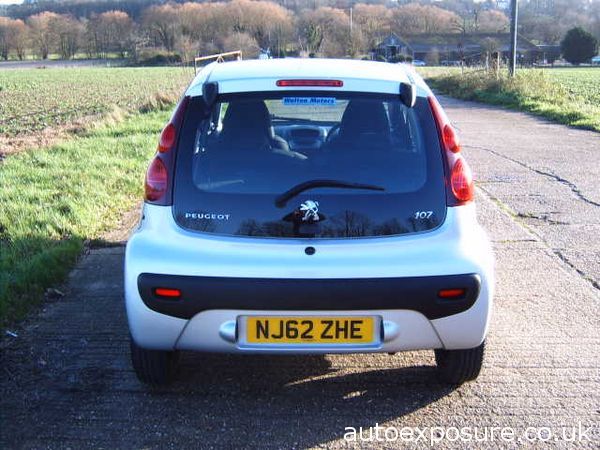 2012 PEUGEOT 107 1.0 Active image 3