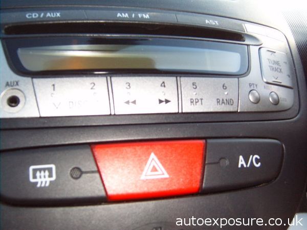 2012 PEUGEOT 107 1.0 Active image 6